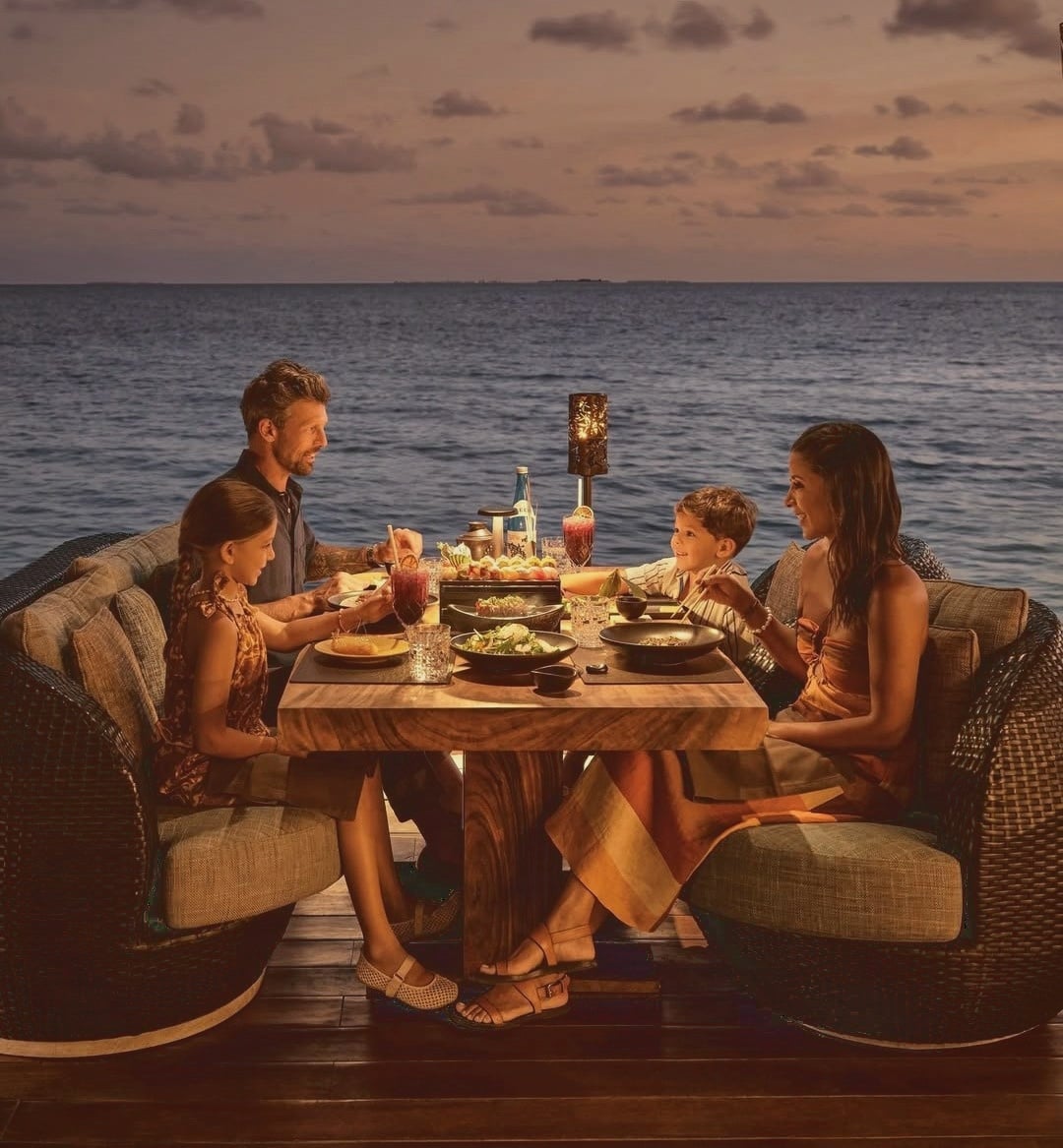 Saoke. The Japanese restaurant set above the lagoon, design-integrated with the broader JOALI vocabulary.
