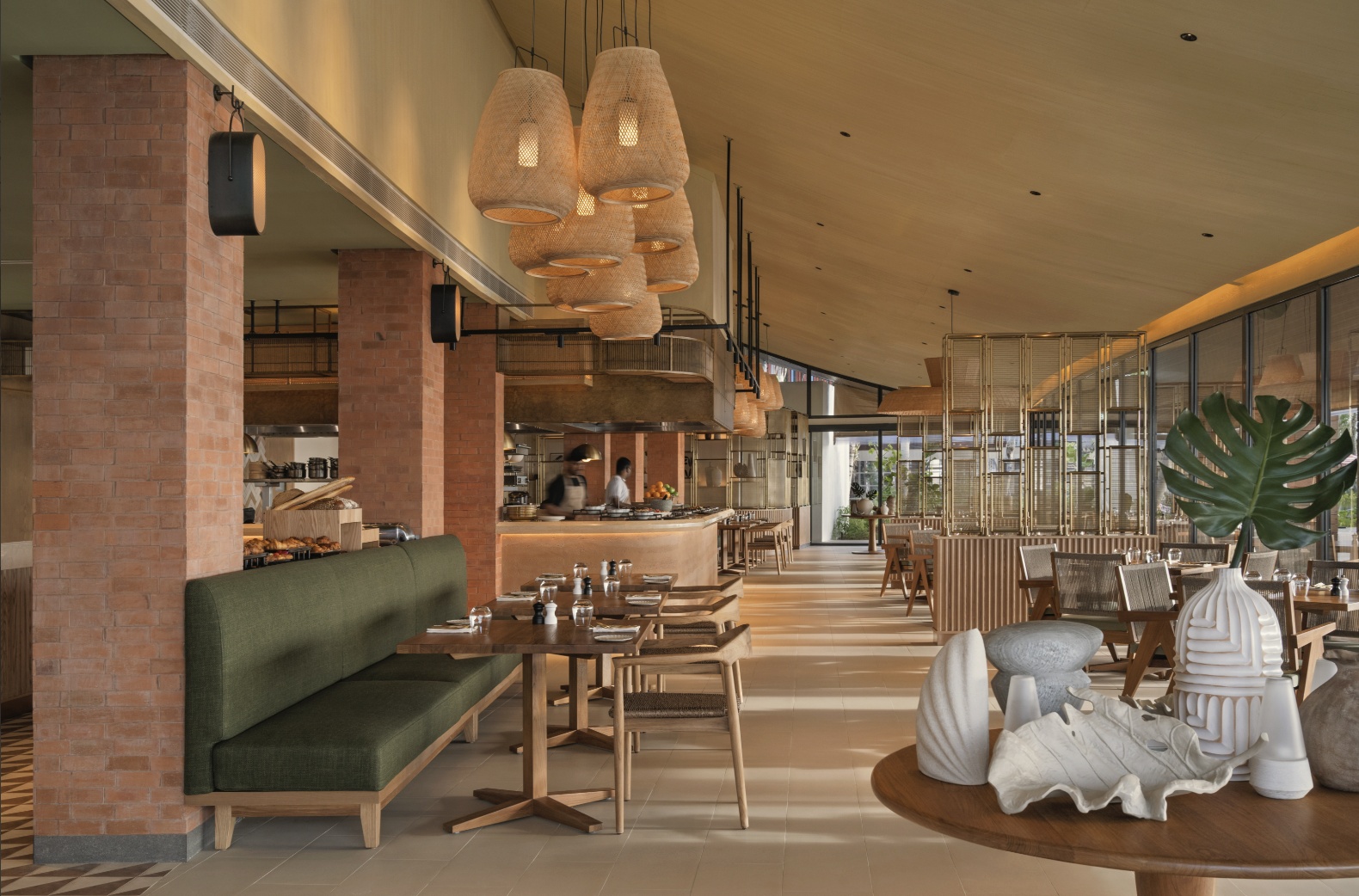 Citronelle club at the oceanfront. Live cooking stations, bold Asian flavours, and a dining room that faces the water on three sides.