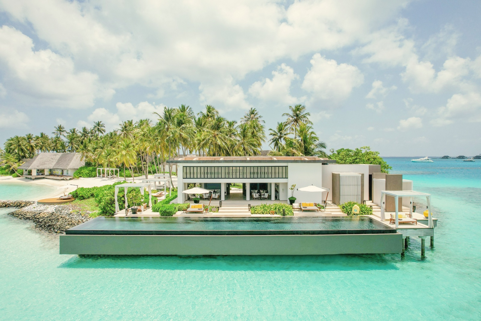 Cheval Blanc Randheli — Ultra-Lux