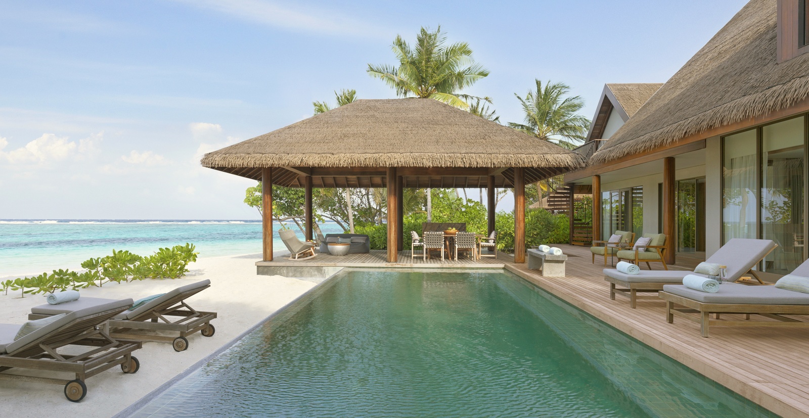 Family Beach Pool Villa. Six Senses Kanuhura
