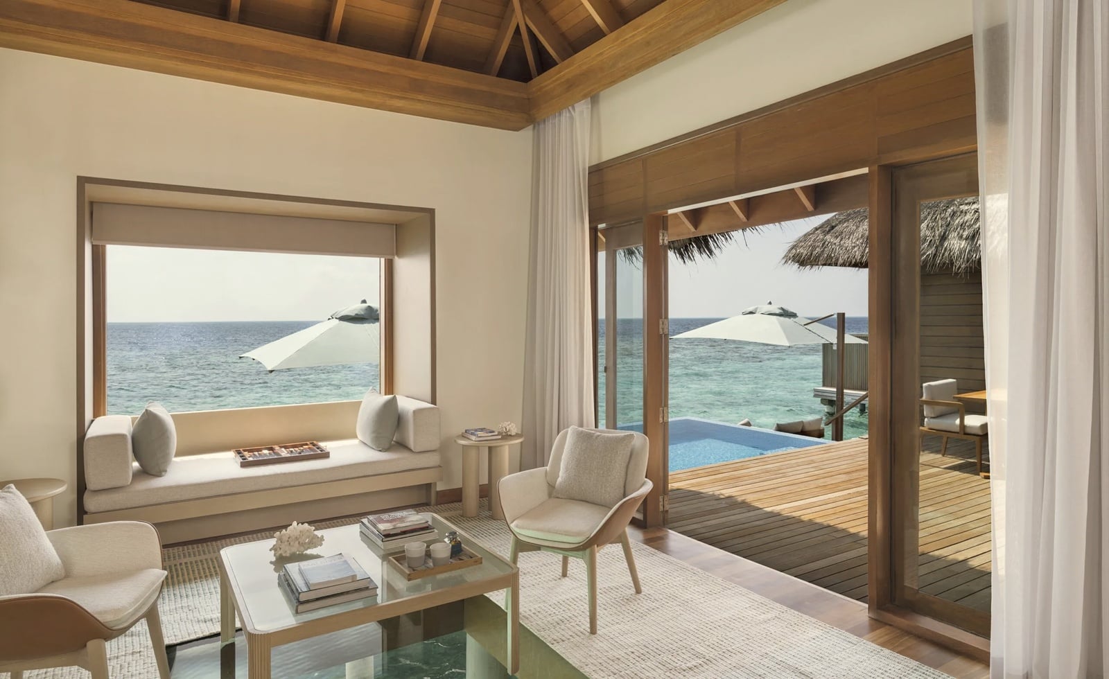 Ocean Pool Bungalow. Huvafen Fushi Maldives