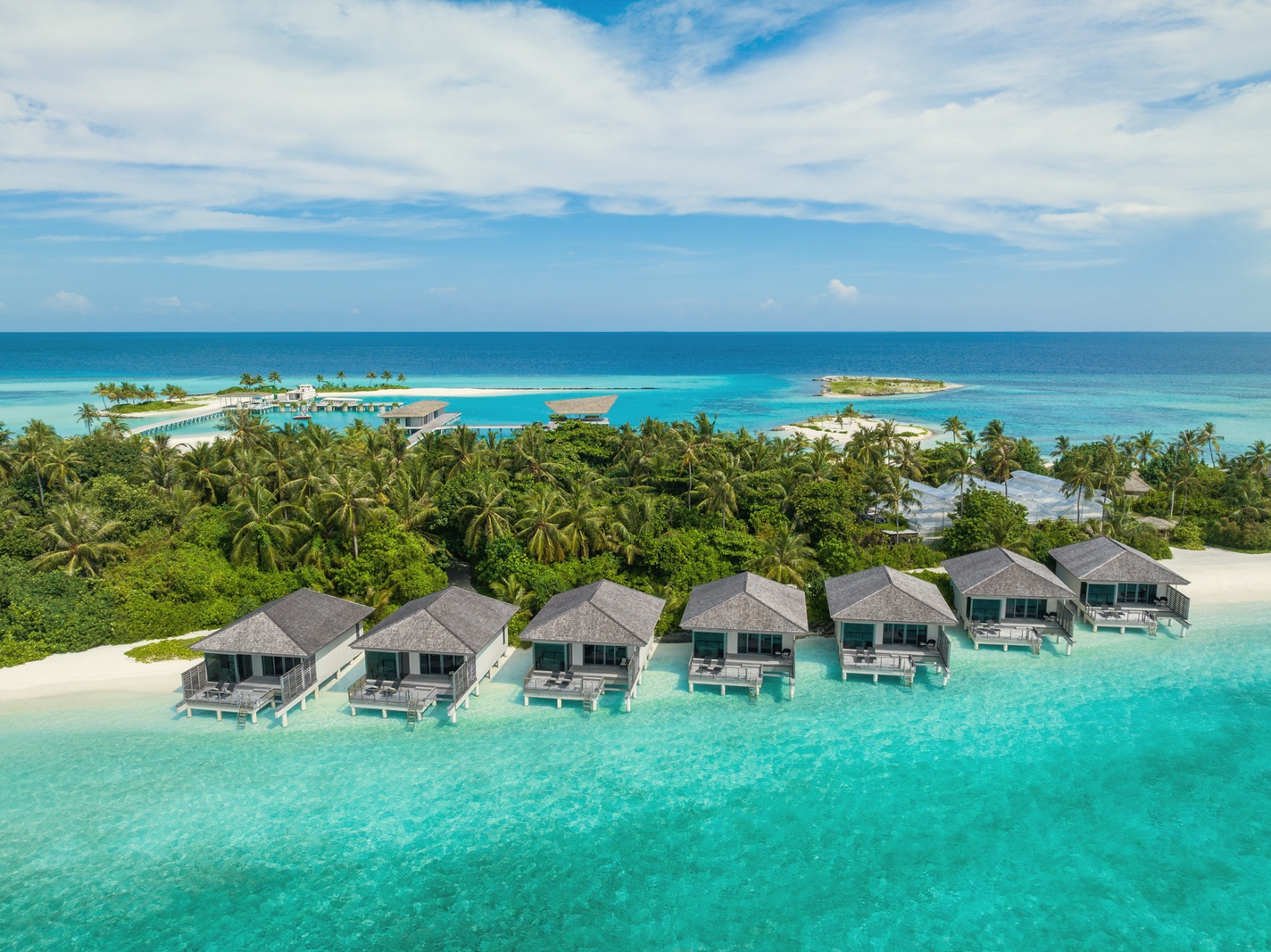 Lagoon Villa. Le Méridien Maldives Resort & Spa