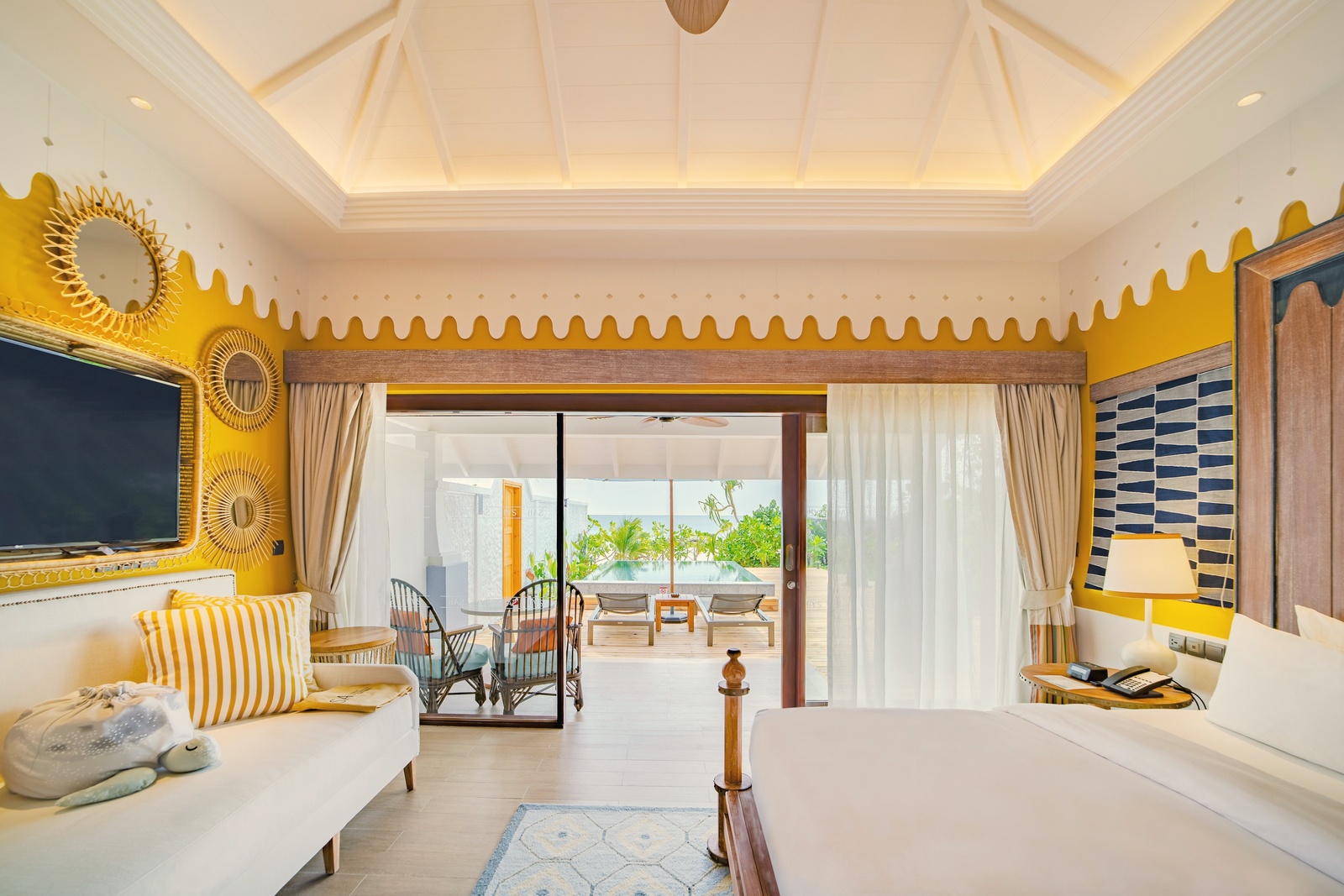 Grand Beach Villa with Pool. SAii Lagoon Maldives, Curio Collection